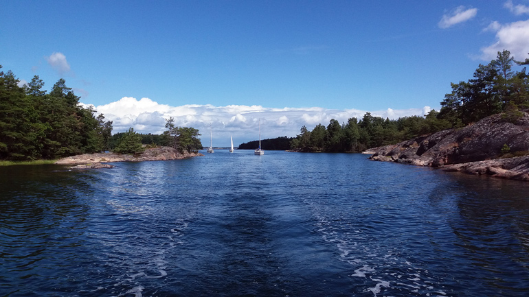 Lämnar Harstena